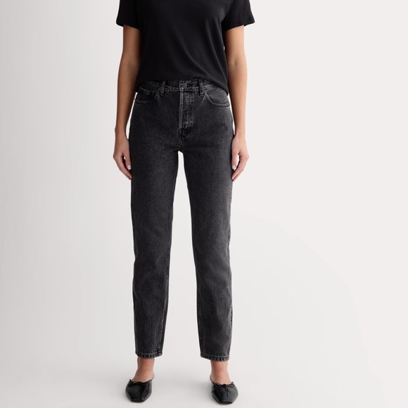 Everlane 90’s Cheeky Jean - Picture 2 of 6